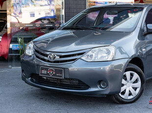 Toyota Etios Sedán Toyota Etios Sedan XS 1.5 (Flex)