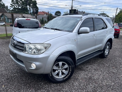 HILUX SW4 2.7 SR 7 LUGARES 4X2 16V FLEX 4P AUTOMATICO 2009