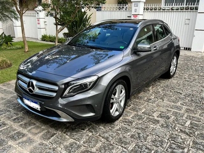 Mercedes bens GLA250 Vision