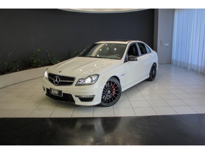 Mercedes-Benz Classe C AMG C 63 AMG 6.2 V8 2013