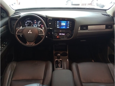 Mitsubishi Outlander 2.0 16V CVT 2014