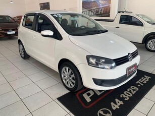 Volkswagen Fox 1.0 VHT (Flex) 4p 2013