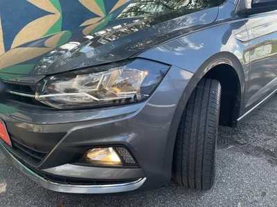 VW Polo Highline 2018 - automático - 200TSi