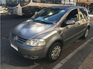 Volkswagen Fox 1.6 Plus Total Flex 5p