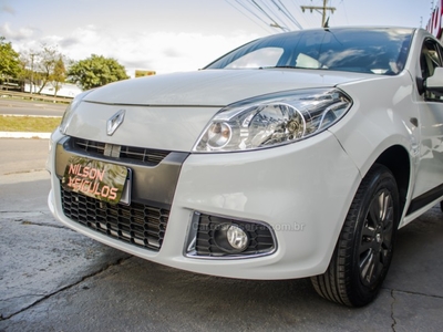 SANDERO 1.6 PRIVILEGE 8V FLEX 4P AUTOMATICO 2013