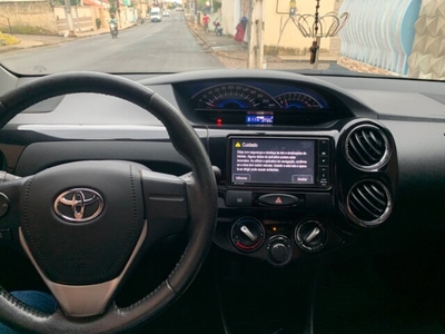 Toyota Etios Sedan XLS 1.5 (Flex) 2016