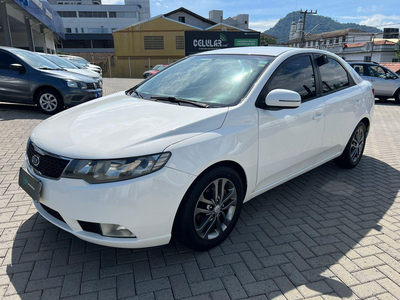 Kia Cerato 1.6 16V Aut.