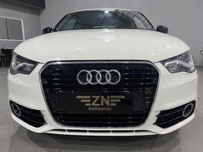 Audi A1 1.4 TFSI Attraction S Tronic 2012