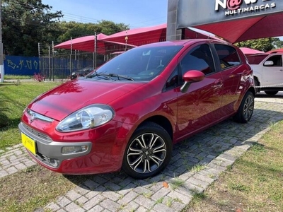 Fiat Punto Essence 1.6 16V (Flex) 2016