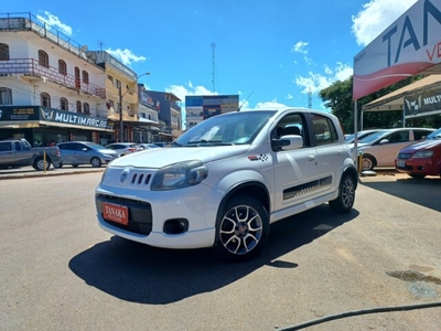 Fiat Uno Sporting 1.4 8V (Flex) 4p 2013