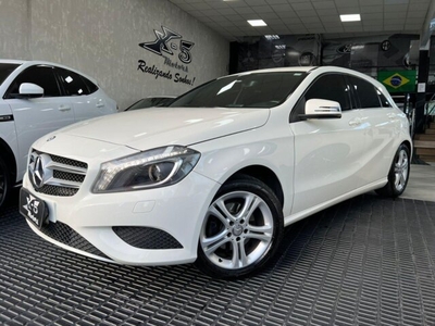 Mercedes-Benz Classe A 200 Urban 1.6 DCT Turbo 2015