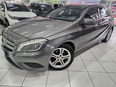 Mercedes-Benz Classe A 200 Urban 1.6 DCT Turbo 2015