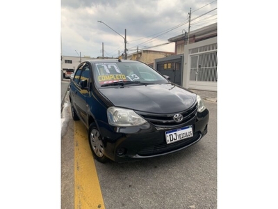 Toyota Etios Hatch Etios X 1.3 (Flex) 2017