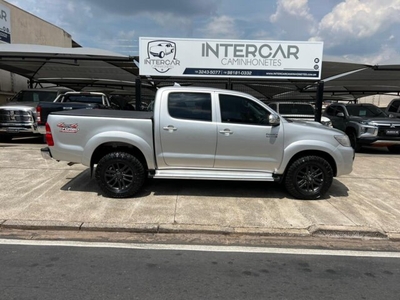 Toyota Hilux Cabine Dupla Hilux 3.0 TDI 4x4 CD SRV Top (Aut) 2013