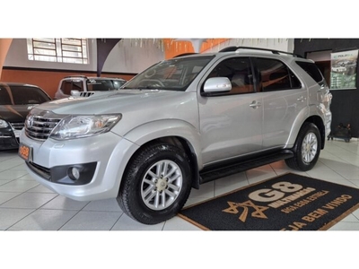 Toyota SW4 SRV 3.0 4X4 (7 Lugares) 2013