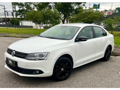 Volkswagen Jetta 2.0 Comfortline Tiptronic (Flex) 2014