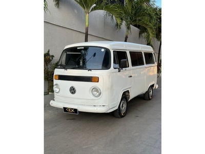 Volkswagen Kombi Lotação 1.6 (álcool) 2004