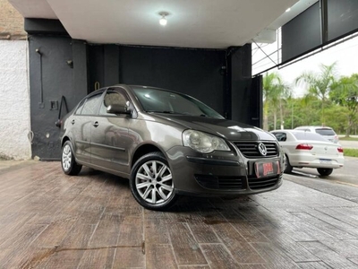 Volkswagen Polo Sedan Comfortline 1.6 8V (Flex) 2010