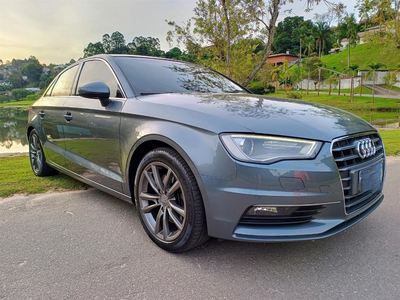 Audi A3 Sedan 1.8 Tfsi Ambition S-tronic 4p