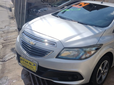 Chevrolet Onix 1.4 Lt 5p