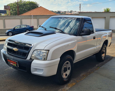 Chevrolet S-10 2.4 MPFI ADVANTAGE 4X2 CS 8V FLEX 2P MANUAL