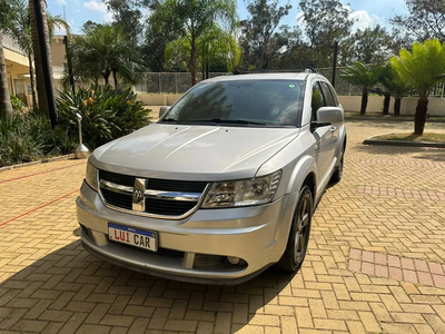 Dodge Journey 2.7 Sxt 5p