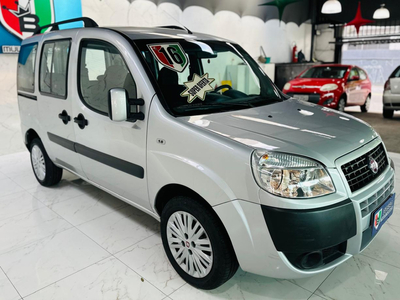 Fiat Doblo 1.8 16v Essence Flex 5p