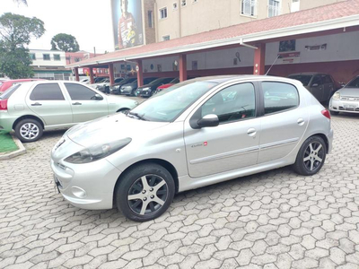 Peugeot 207 Hatch Quiksilver 1.6 8v Flex 4p