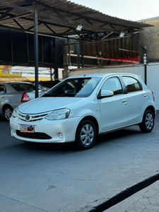 Toyota Etios 1.5 16v Xs 5p