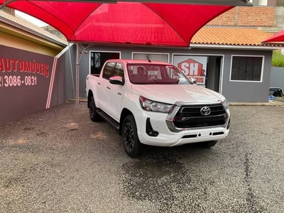 TOYOTA HILUX 2.8 D-4D TURBO DIESEL CD SRV 4X4 AUTOMÁTICO