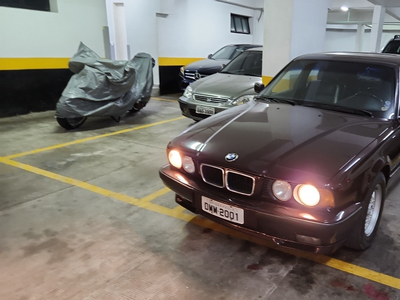 BMW Serie 5 4.4 4p