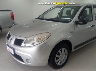 RENAULT SANDERO EXPRESSION HI-FLEX 1.0 16V 5P PRATA 2010 1.0 FLEX em São Paulo e Guarulhos