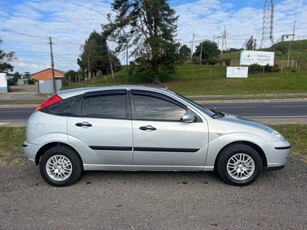 FOCUS 1.6 8V GASOLINA 4P MANUAL 2004