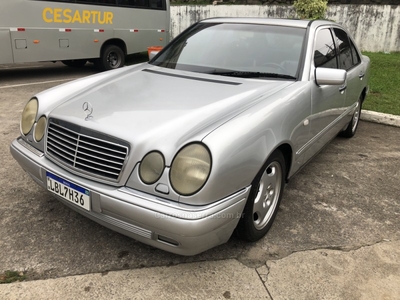 E 320 3.2 SEDAN 6 CILINDROS 24V GASOLINA 4P AUTOMATICO 1997