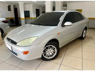 Ford Focus Sedan Ghia 2.0 16V 2003