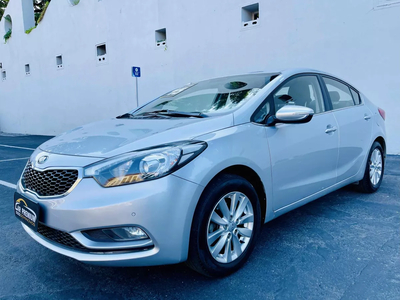 Kia Cerato 1.6 SX 16V FLEX 4P AUTOMÁTICO