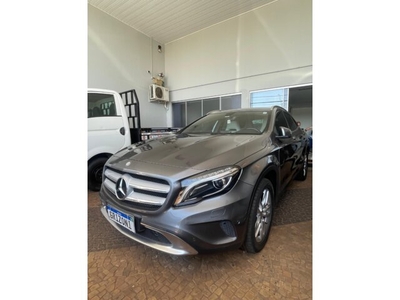 Mercedes-Benz GLA 200 Advance 2015