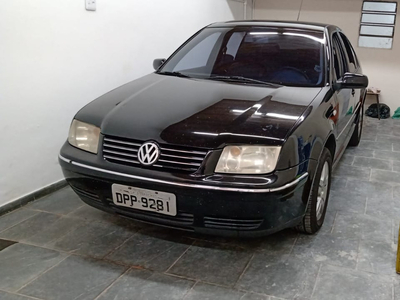 Volkswagen Bora 2.0 Aut. 4p