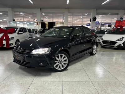 Volkswagen Jetta 2.0 COMFORTLINE FLEX 4P TIPTRONIC