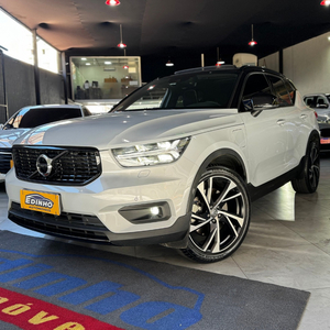 Volvo XC40 1.5 T5 RECHARGE R-DESIGN GEARTRONIC