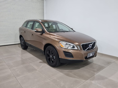 Volvo XC60 2.0 T5 Dynamic 5p