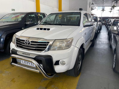 Toyota Hilux 3.0 Srv Cab. Dupla 4x4 Aut. 4p 163 hp