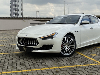 Maserati Ghibli 3.0 V6 TURBO GASOLINA AUTOMÁTICO