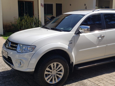 Mitsubishi Pajero Dakar 3.5 Hpe Flex Aut. 5p