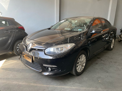 Renault Fluence 2.0 Dynamique Hi-flex 4p