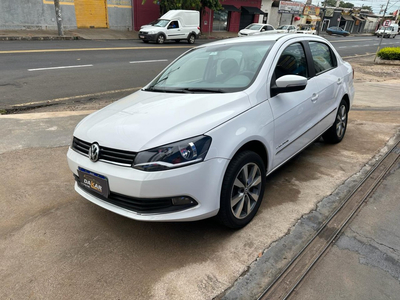 Volkswagen Voyage 1.6 Vht Comfortline Total Flex 4p