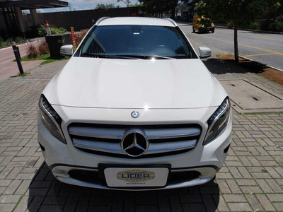 Mercedes-Benz Classe GLA 1.6 Advance Turbo Flex 5p