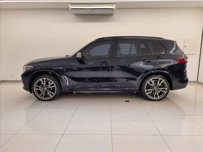 BMW X5 4.4 4x4 M50i Turbo Gasolina 4p Automático