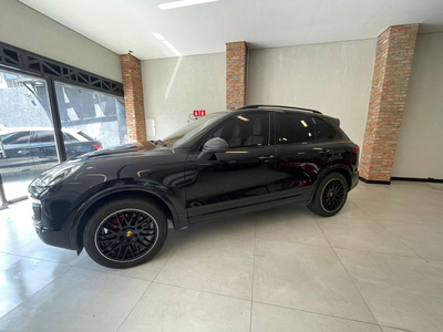 Porsche Cayenne 3.0 Platinum E-Hybrid 5P Hibrido