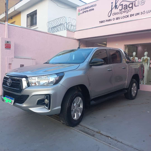 Toyota Hilux 2.8 Sr Cab. Dupla 4x4 Tdi Aut. 4p